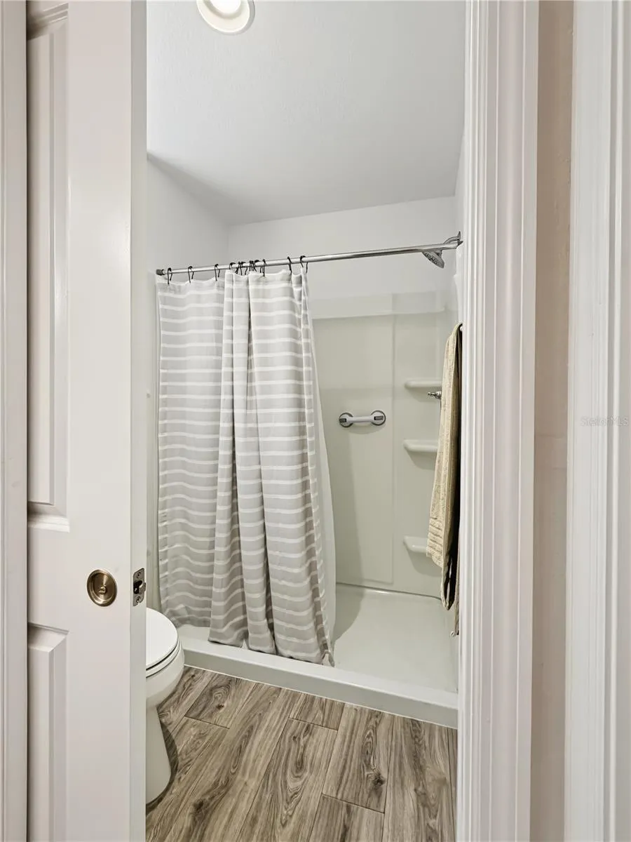 MBR ensuite Bth
