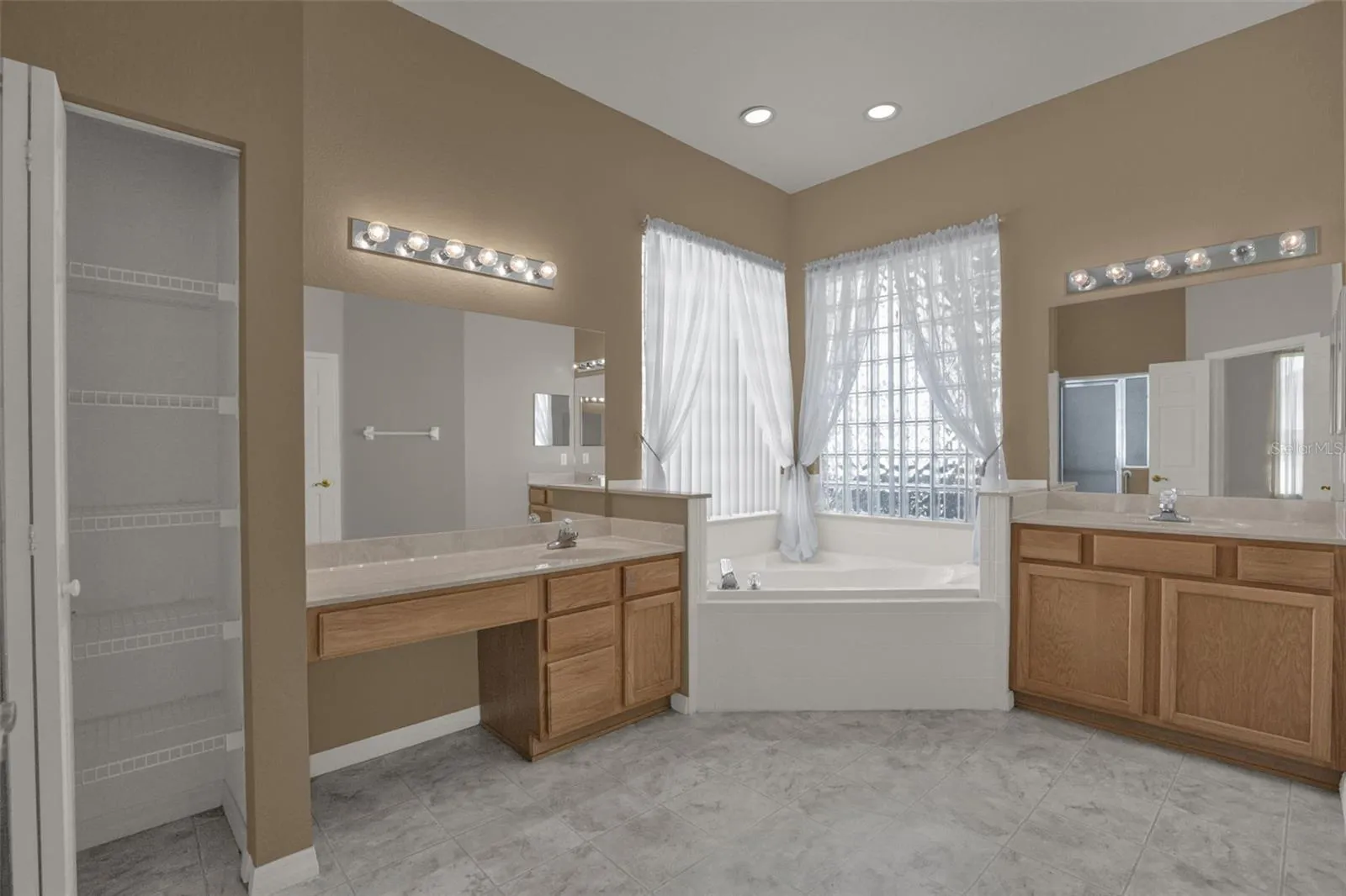 Primary ensuite