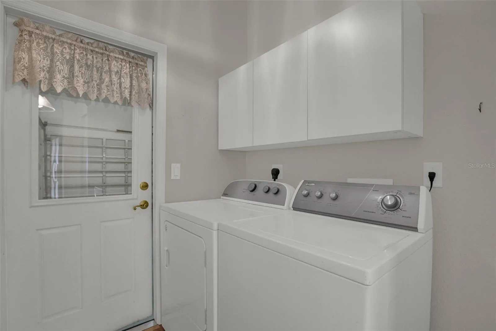 Laundry Rm