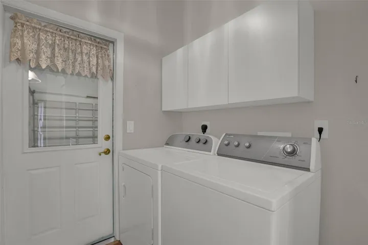 Laundry Rm