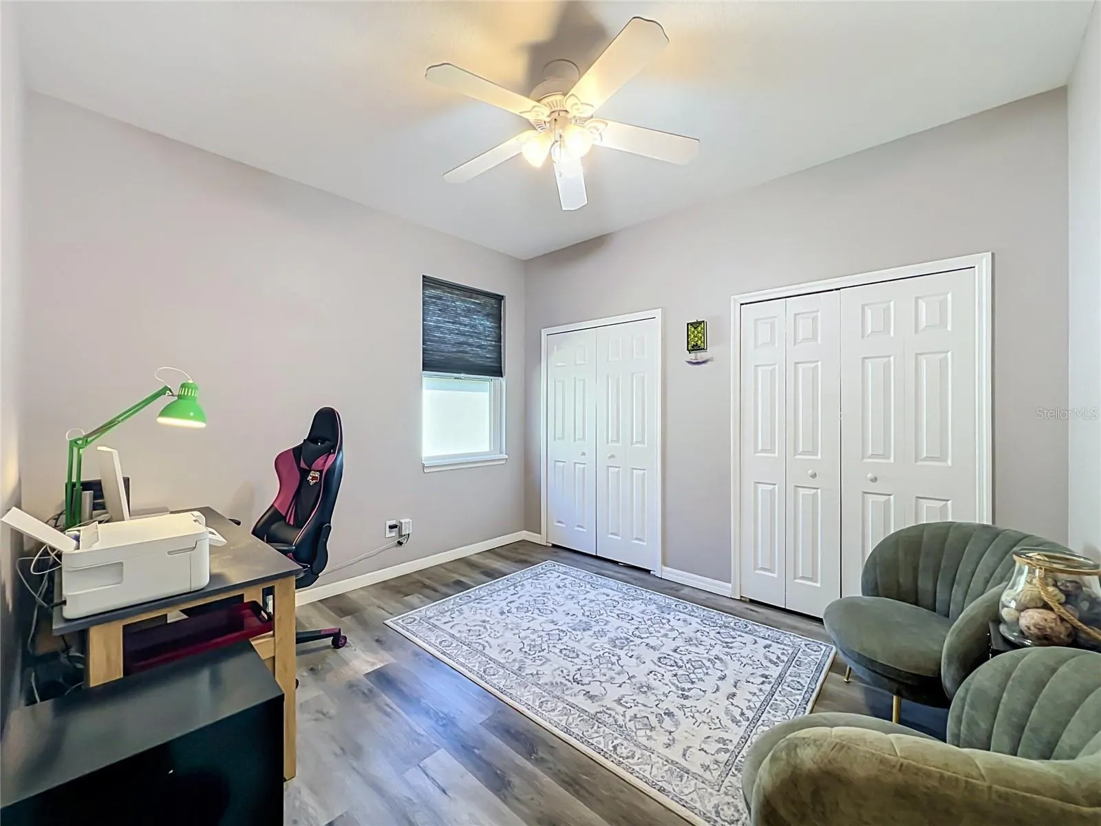 3rd Bedroom with Double closets