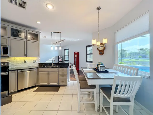 Bay Window brings bright natural lighting
