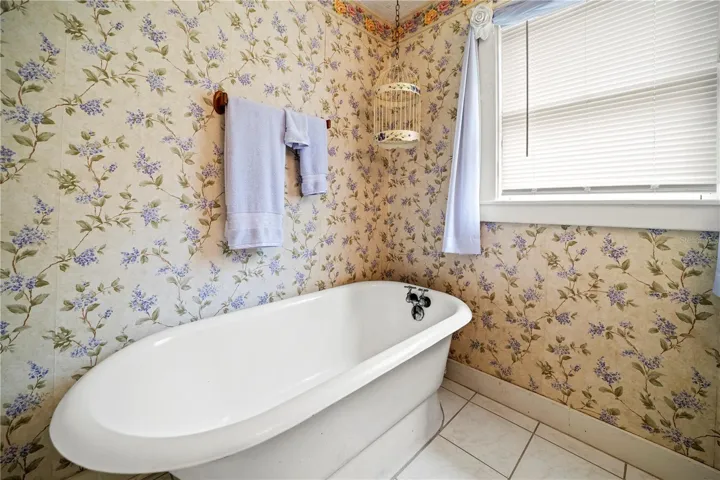 Bath upstairs