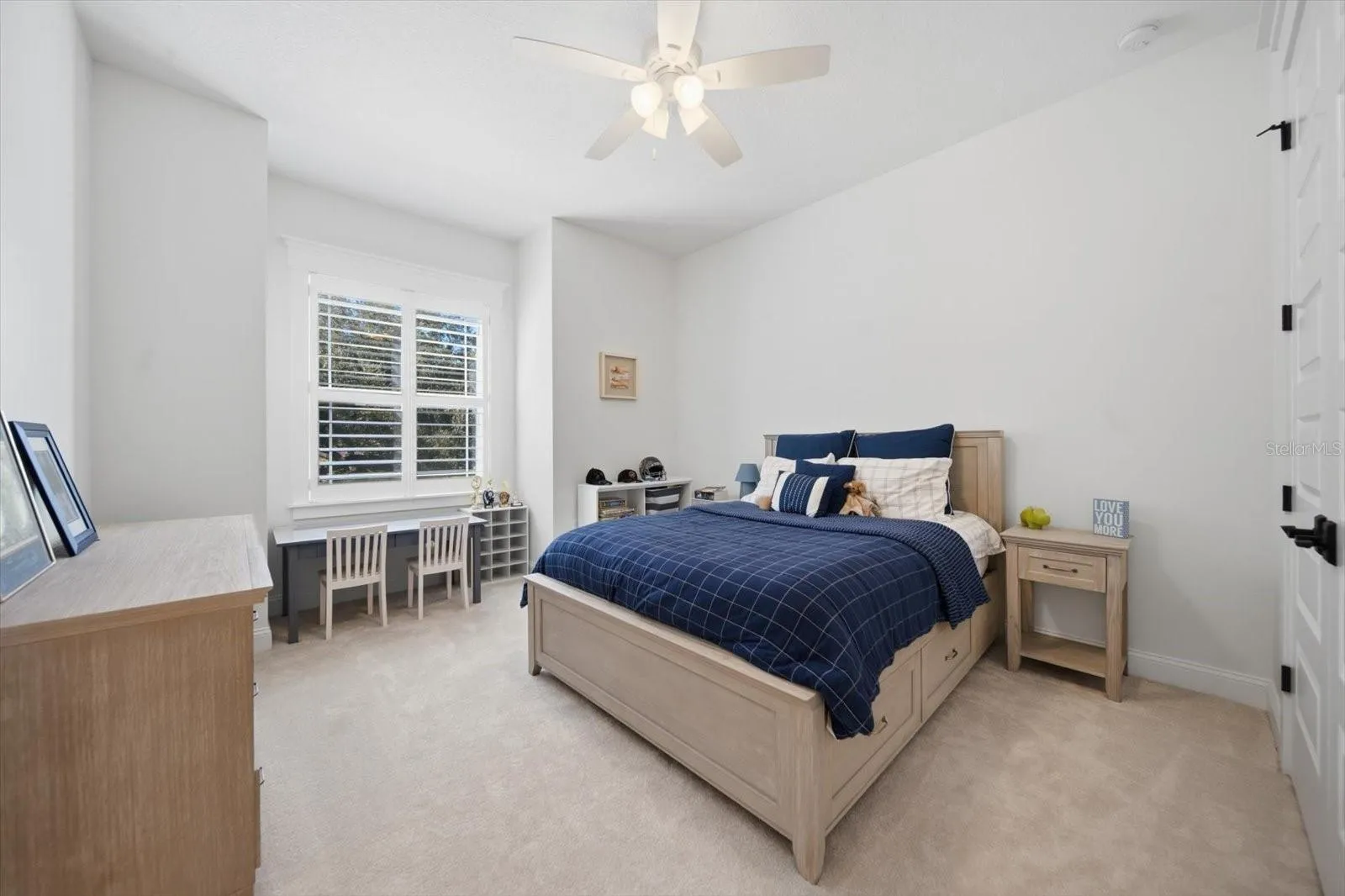 other secondary bedroom sharing jack-in-jill bath