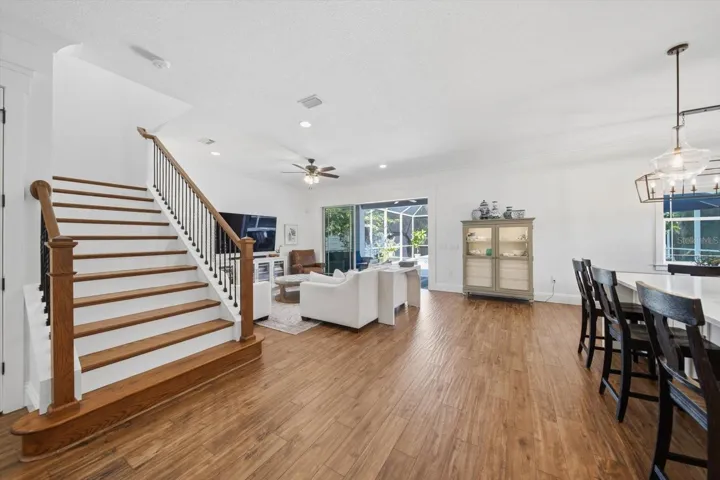 living/kitchen