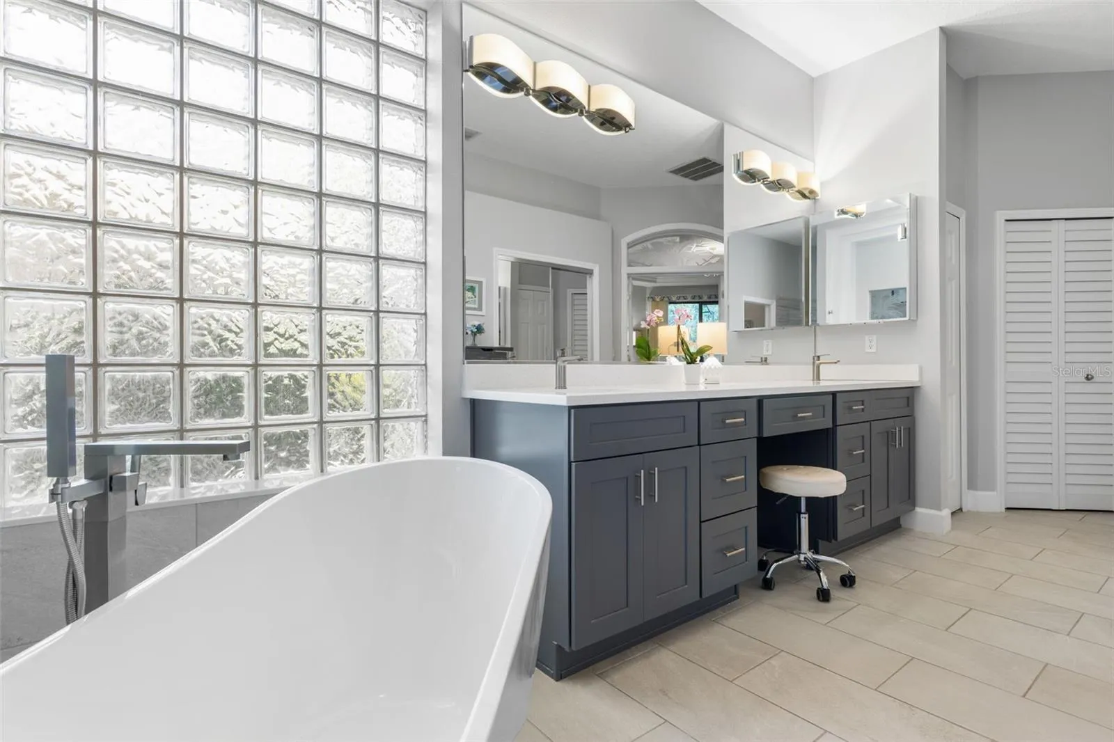 Double Sink Vanity