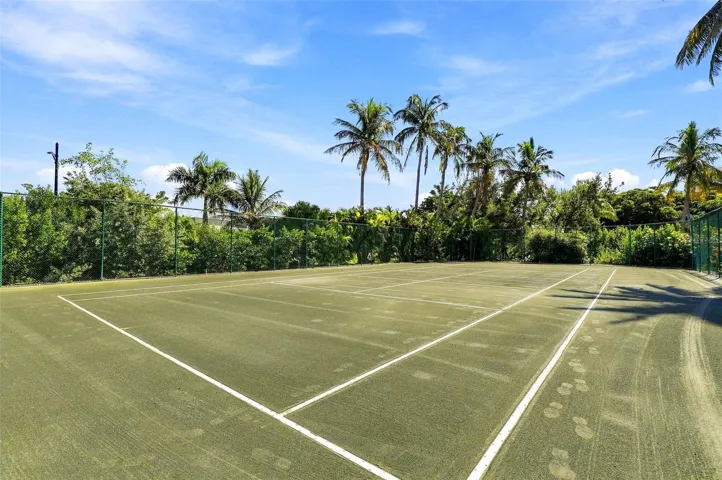 Community Tennis Courts