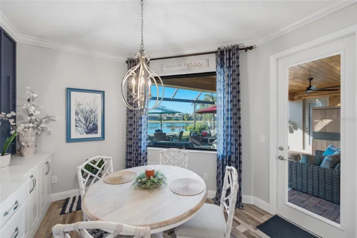 Breakfast Nook
