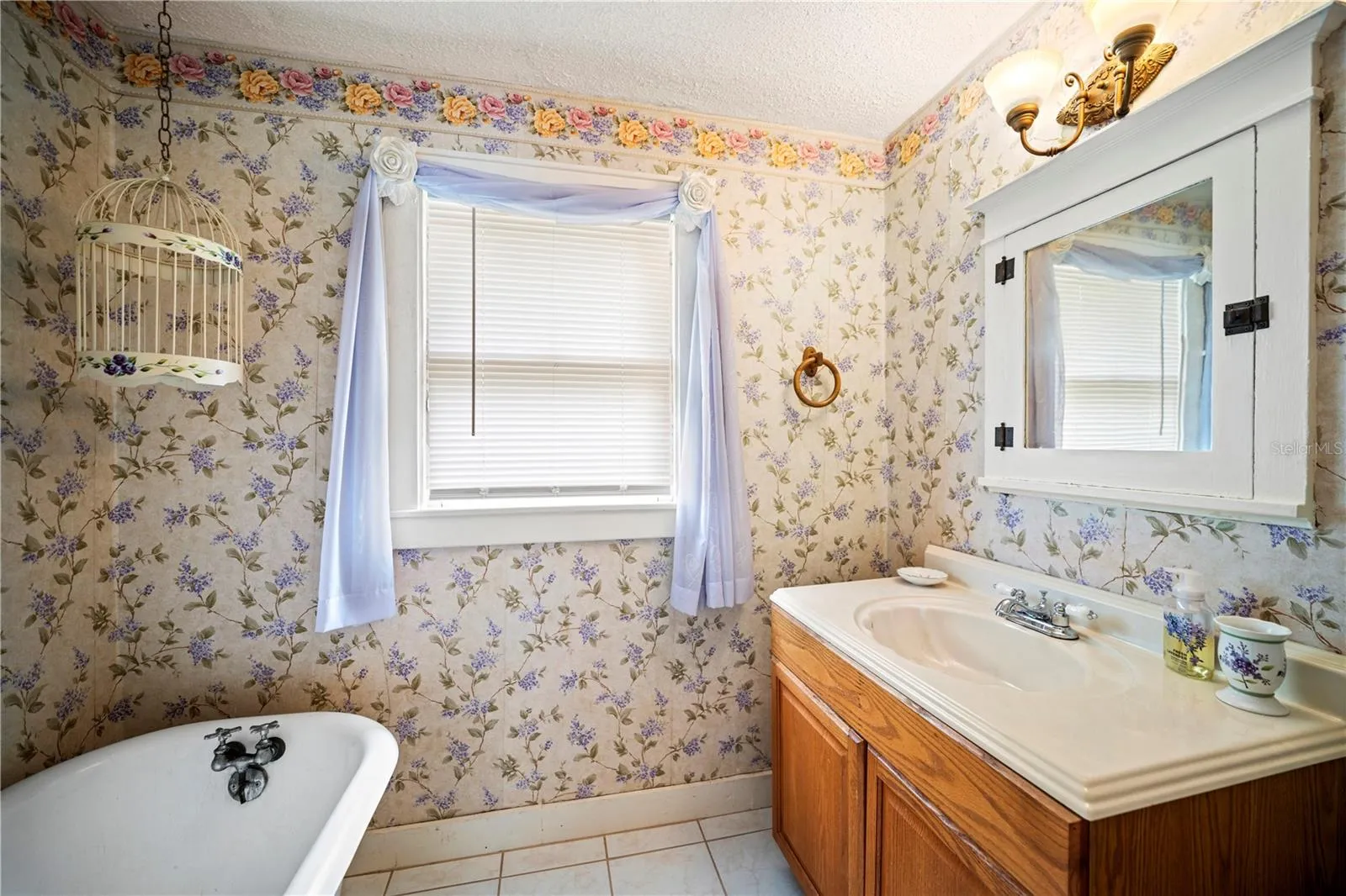Bath upstairs