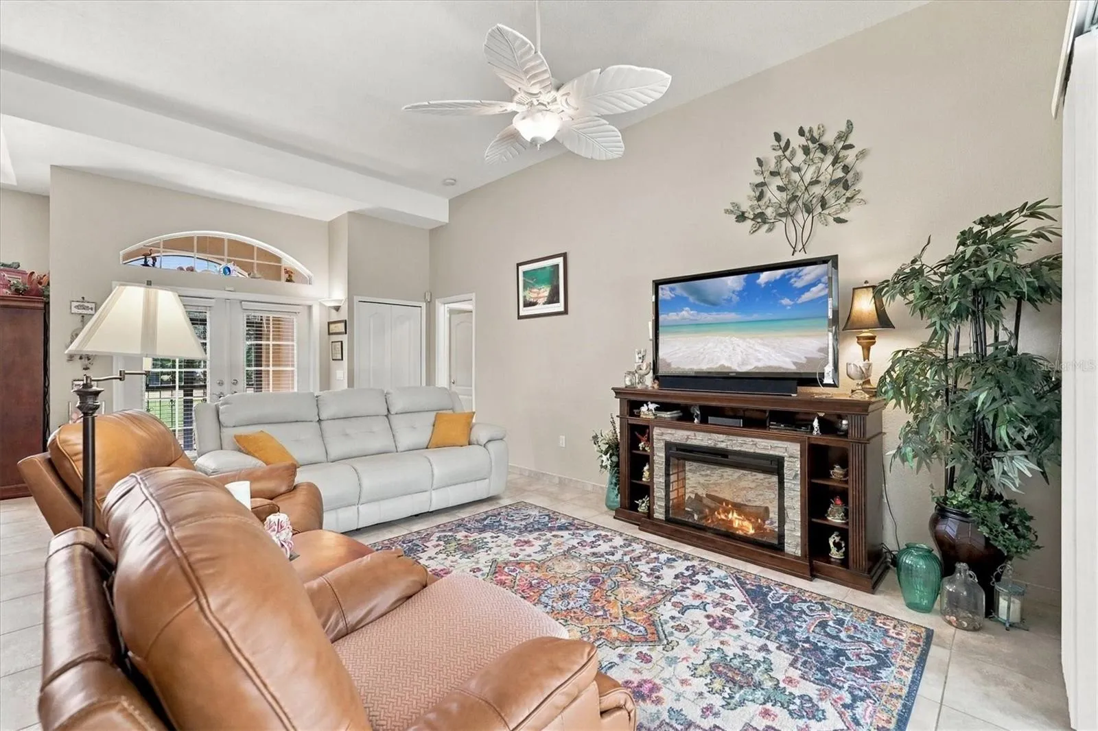 Family/living area.