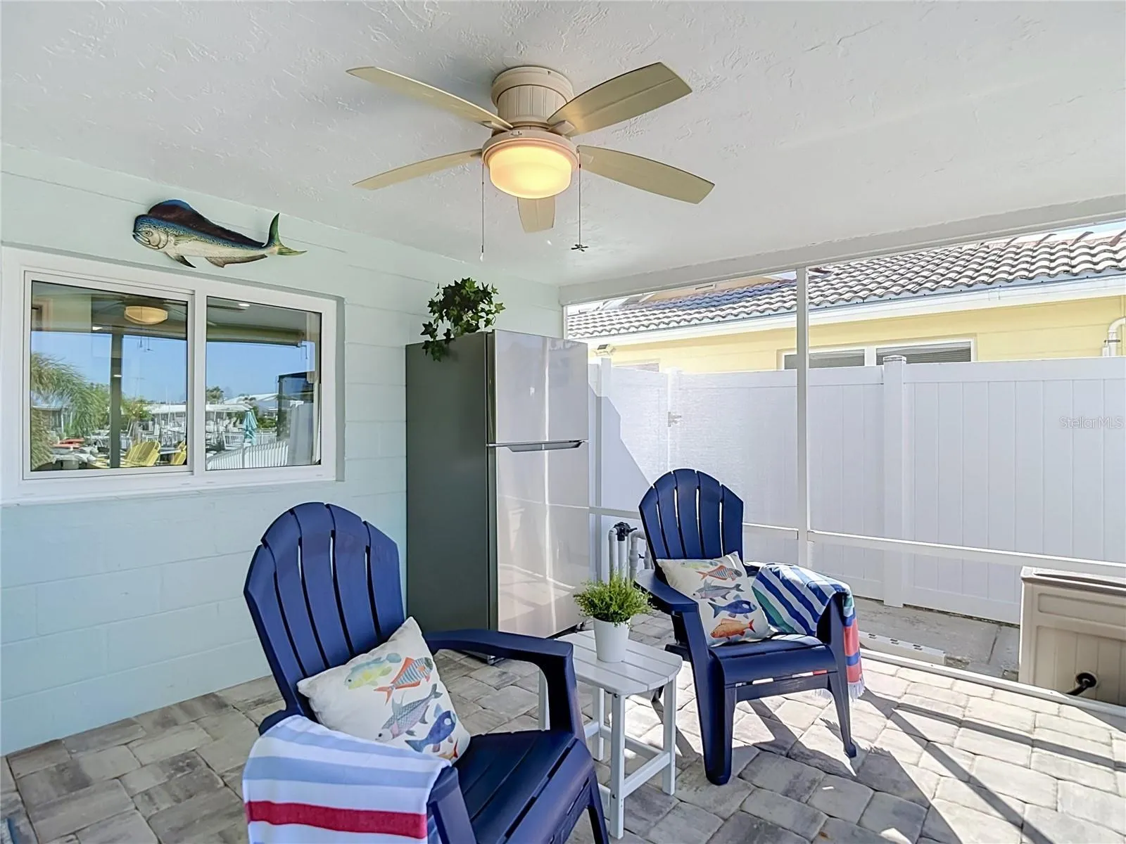 Screened in Patio