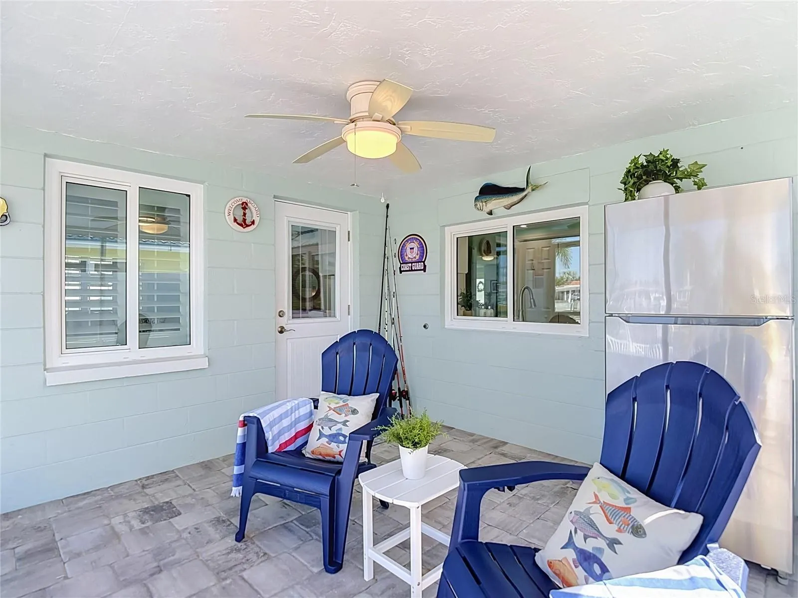 Screened in Patio