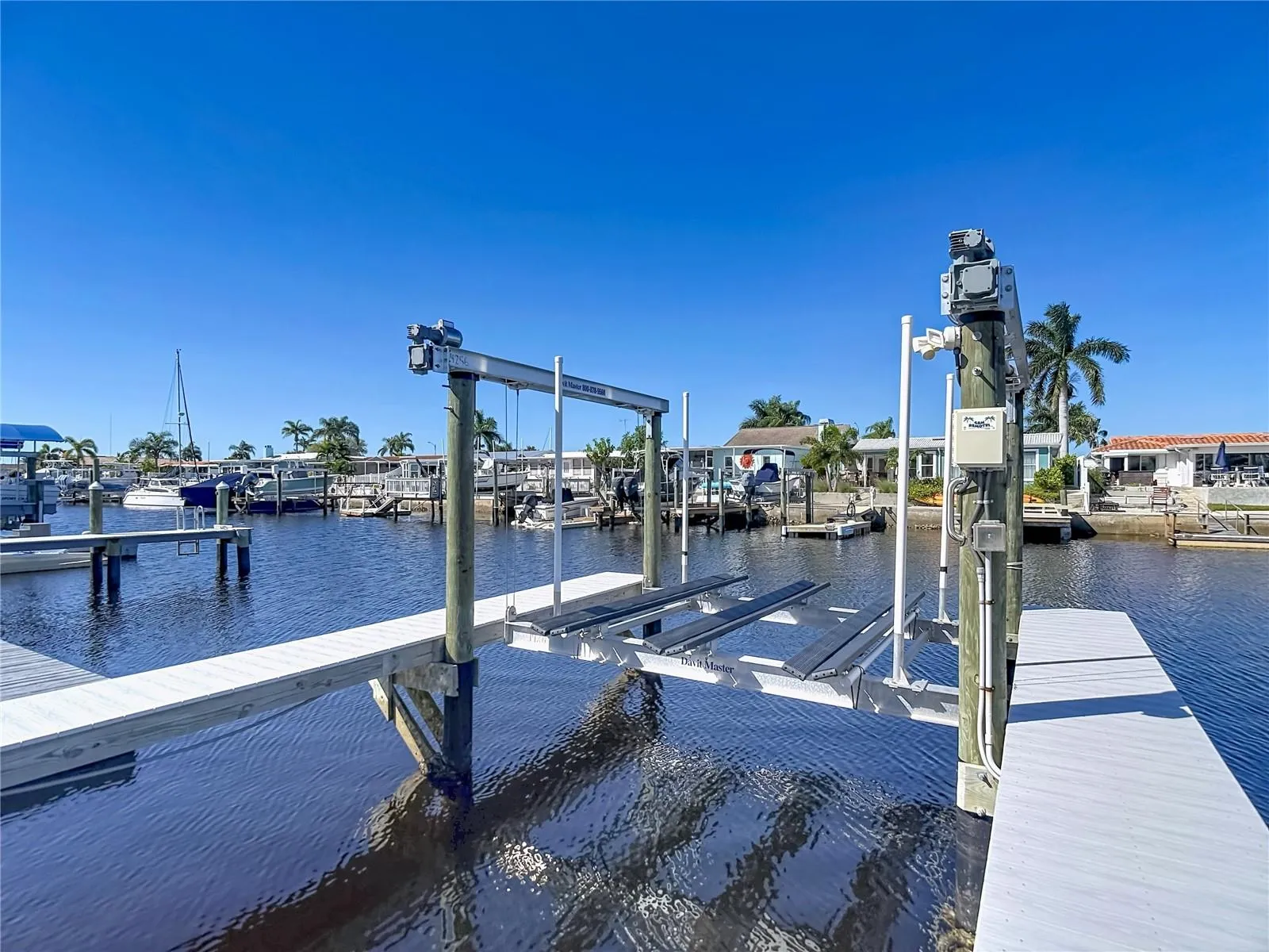 Davit Boat lift