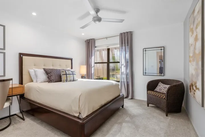 Guest bedroom