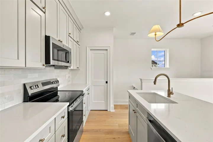 Accessory Dwelling Unit/Garage Apartment
