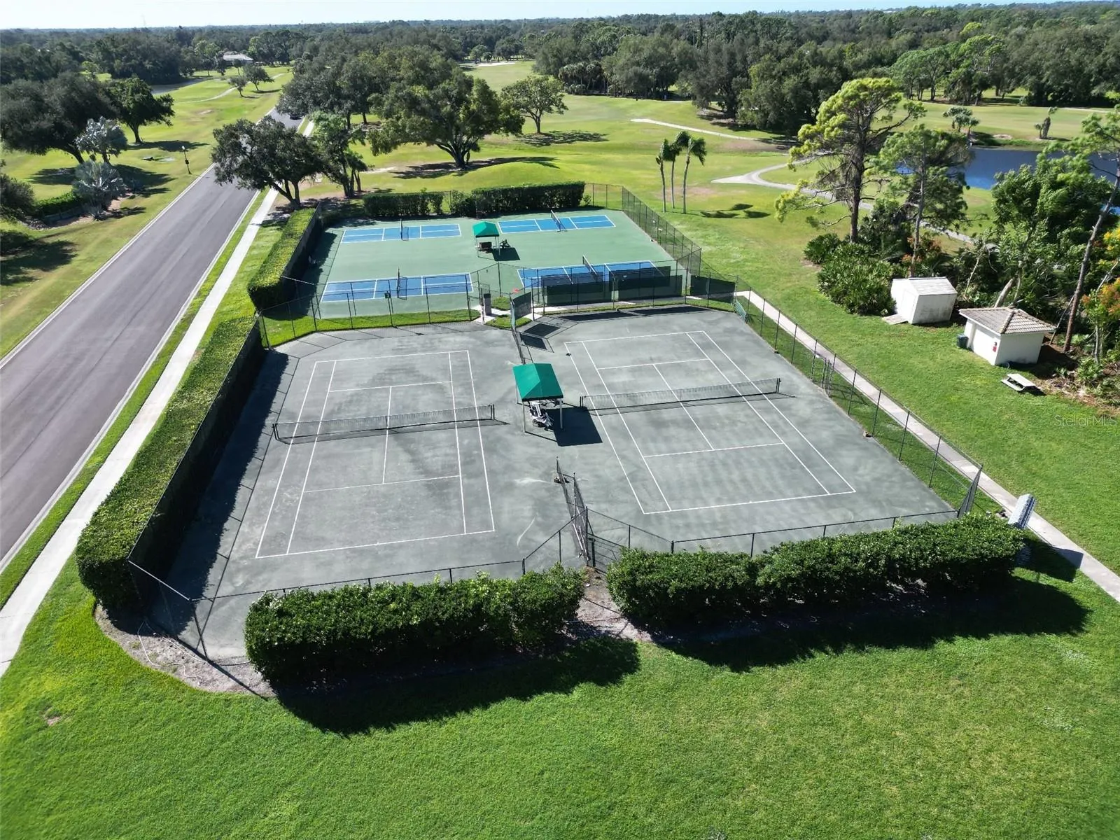 Pickleball and Har-Tru Tennis Courts