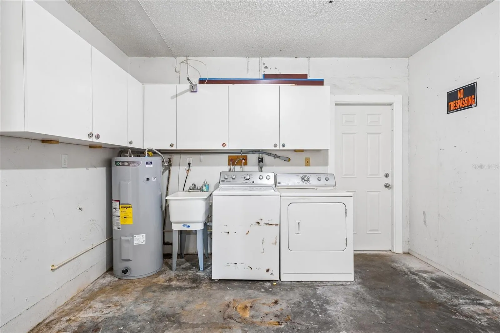 Each unit has its owns mudroom and attached garage