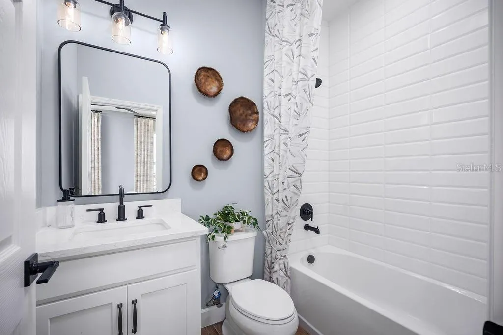 Guest Bathroom
