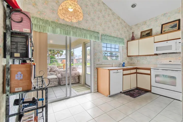 Eat in kitchen opens to Florida room