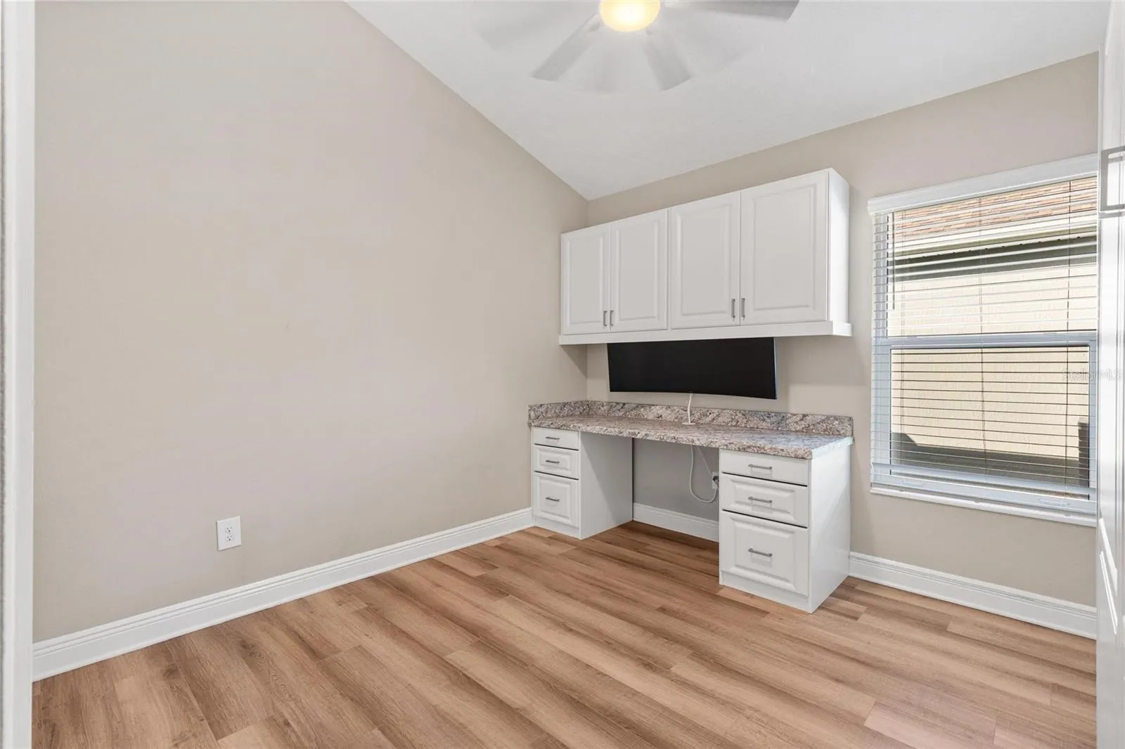 Bedroom # 3 w/built in desk and monitor