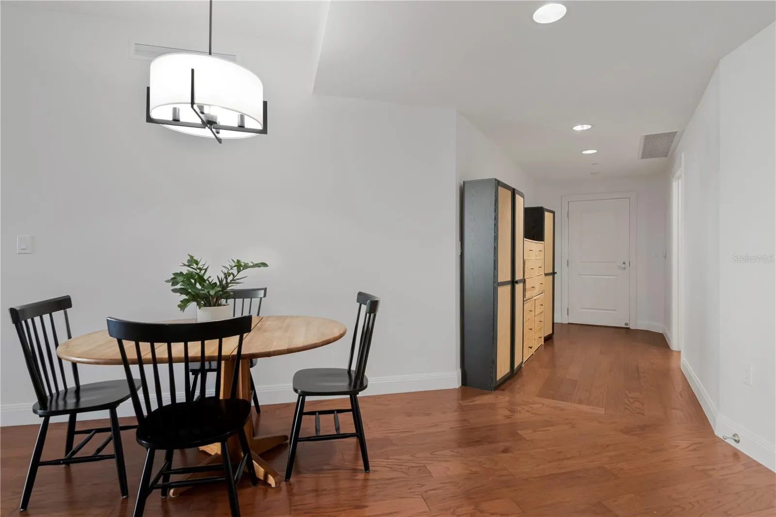 Eating Space Off Kitchen