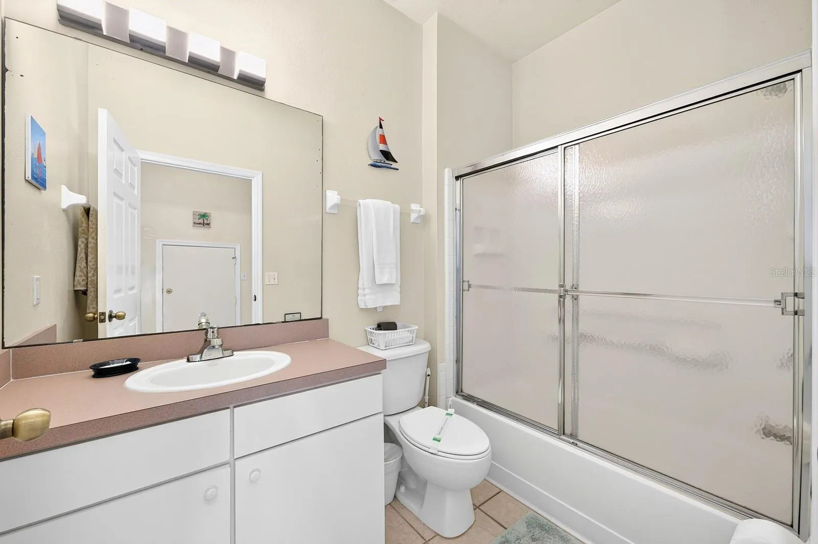 The first-floor Bath