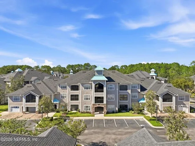 WGV Legends Condo