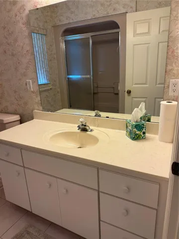 Guest bath