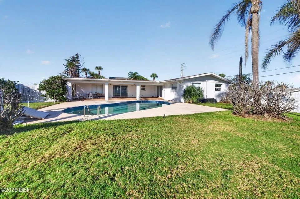 Expansive Back Yard