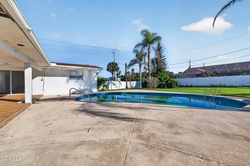 Large Pool