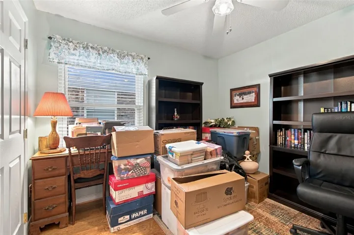 Bedroom 4/ Office (temp storage while organizing to sell)