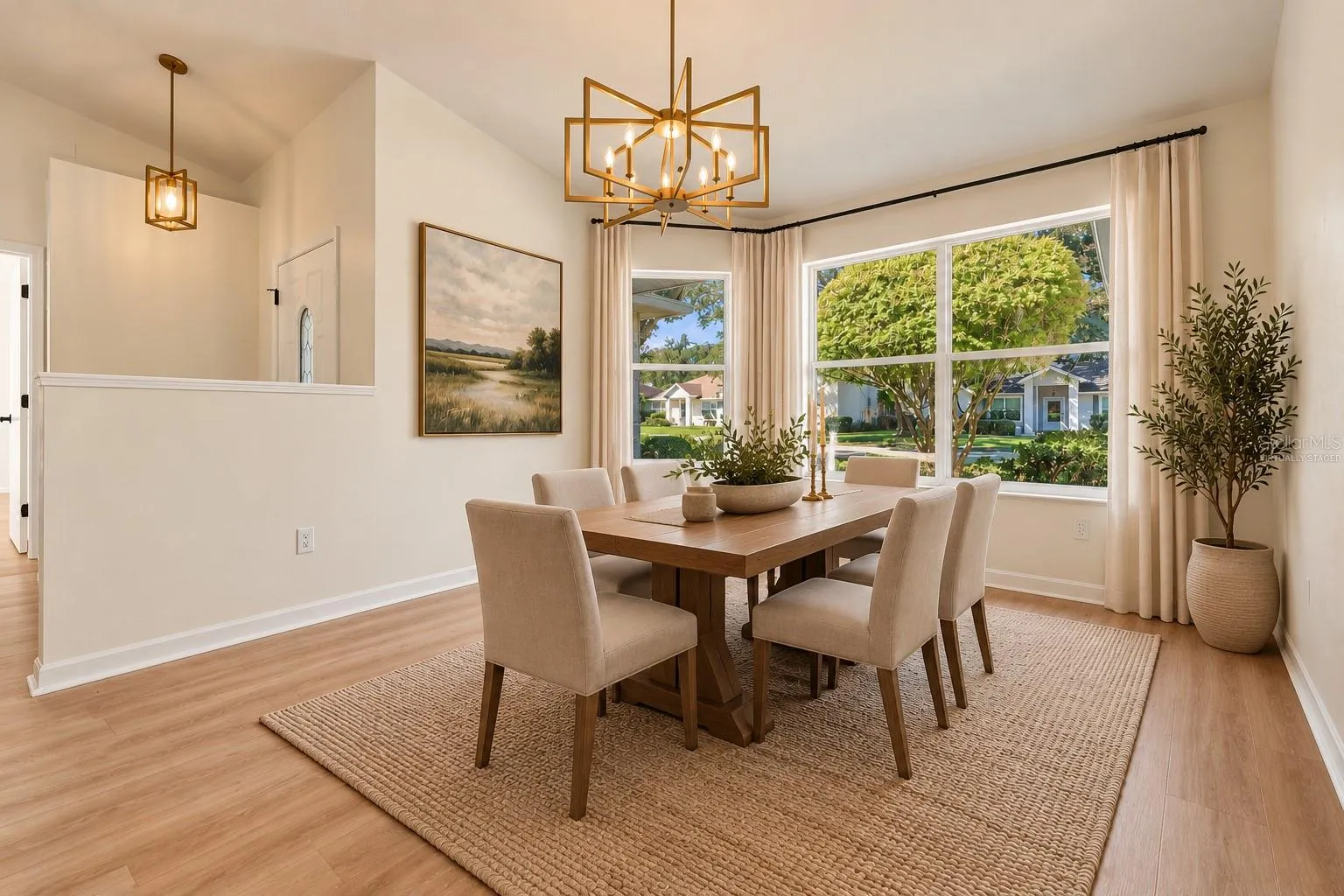 Dining Room - virtually staged