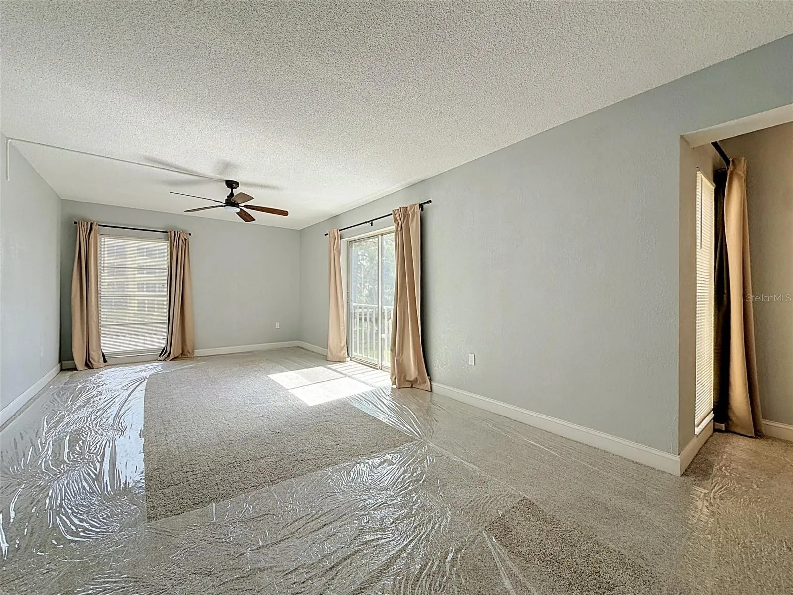 2 bedroom w view of golf course