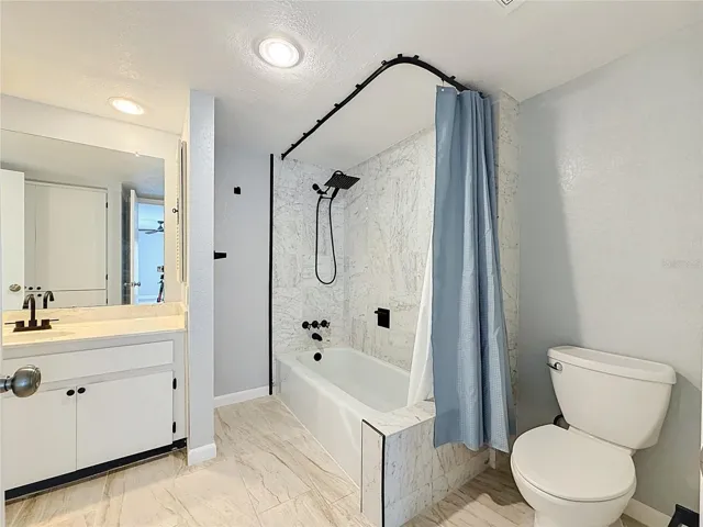 Update bath with Shower and Tub