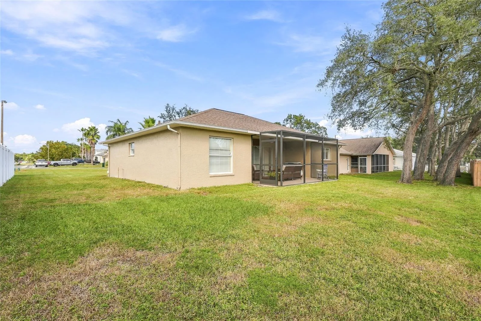 Exterior &amp; Yard