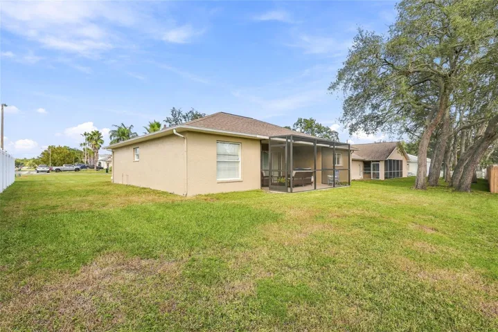 Exterior &amp; Yard
