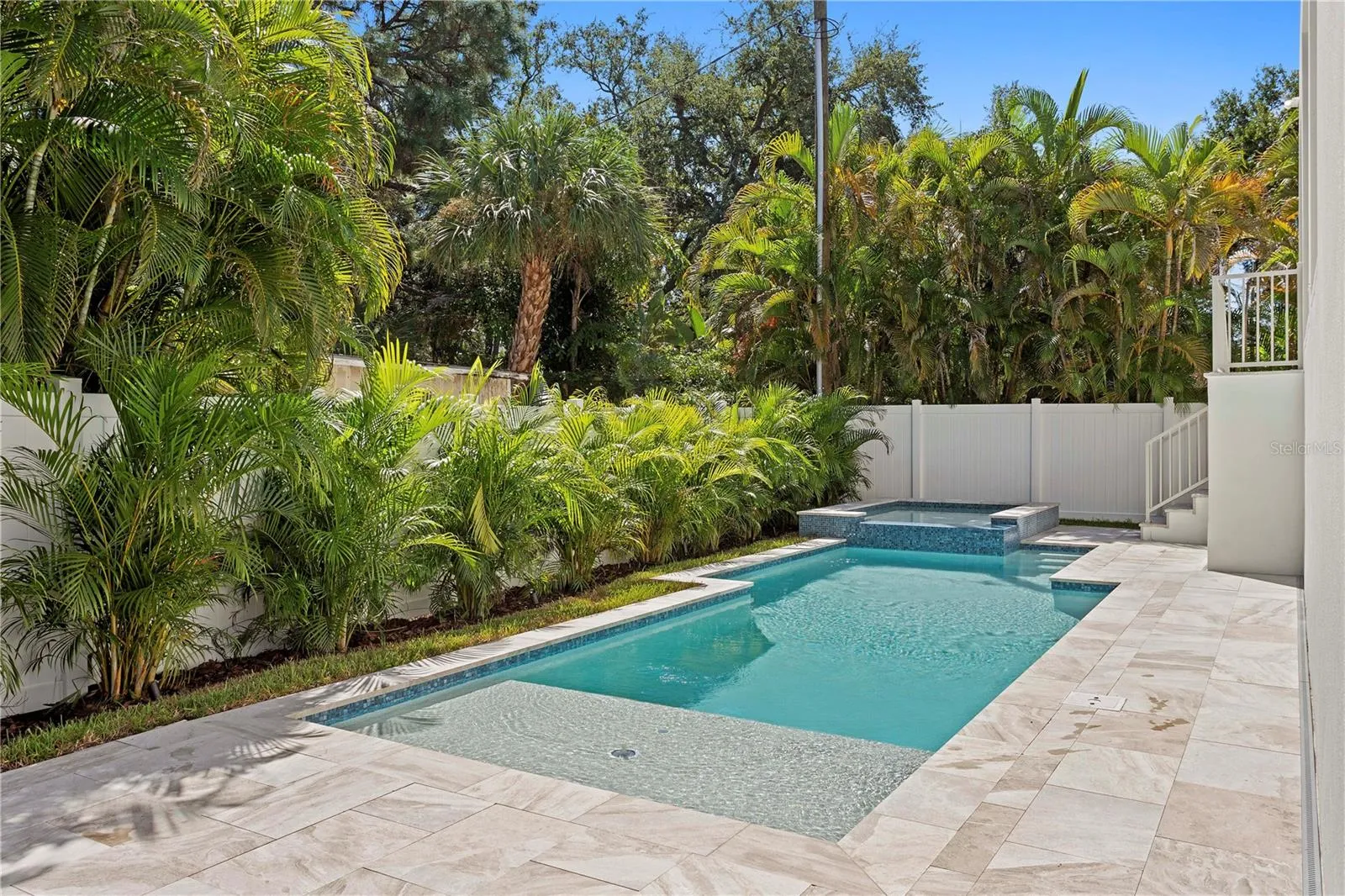 Outdoor oasis