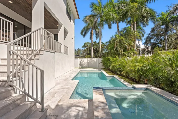 Florida pool &amp; spa