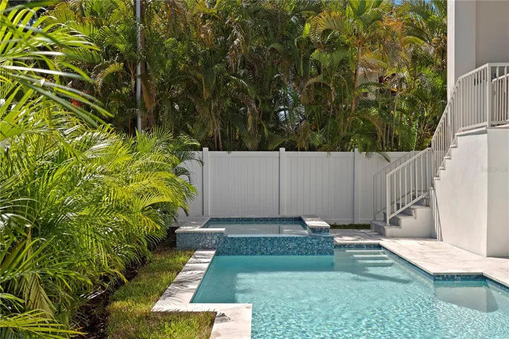 Florida pool &amp; spa