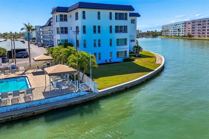 West side of Hampton
