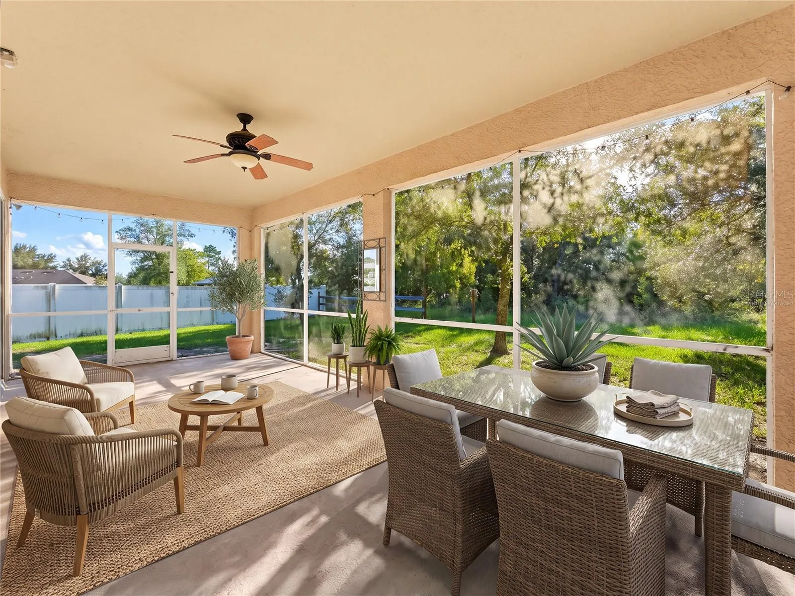Virtually staged lanai