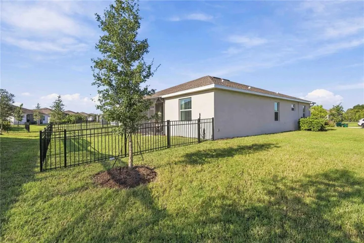 Huge corner lot