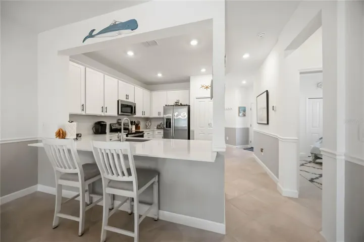 Breakfast bar