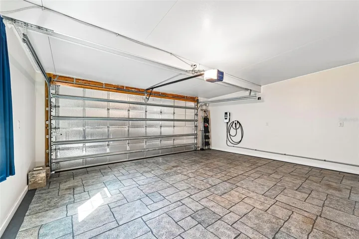 Interior Garage
