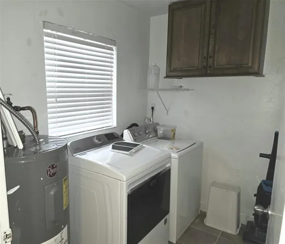 LAUNDRY-ROOM