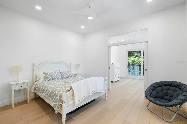 Guest room