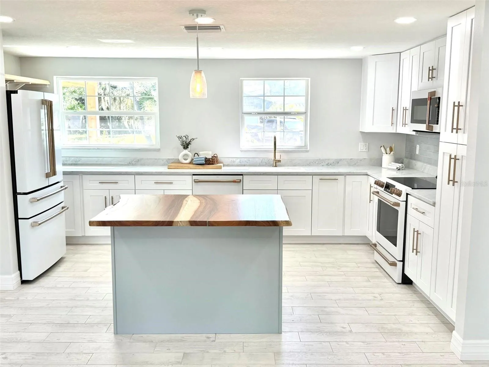 Breakfast Bar or Party Buffet!