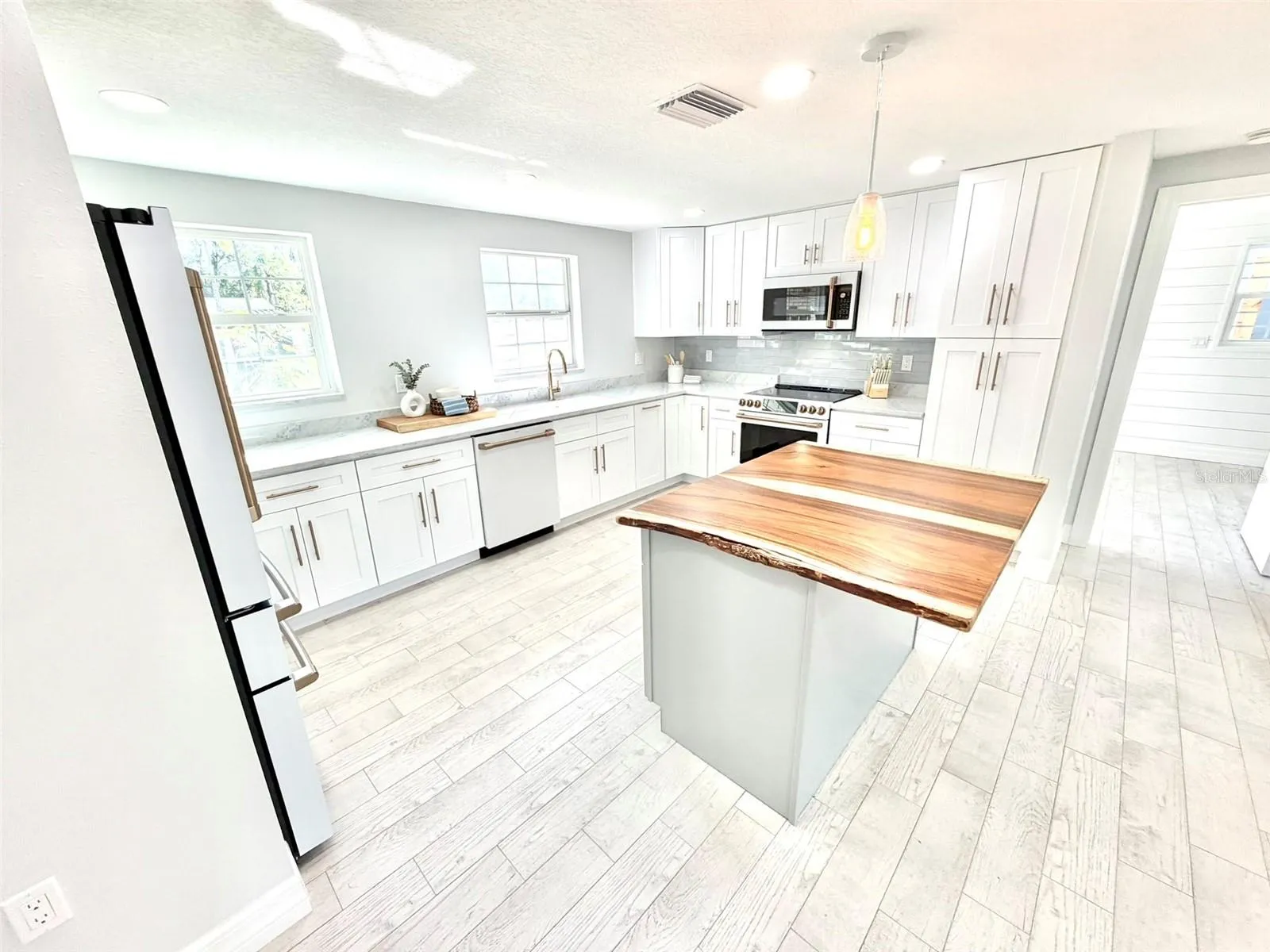 This Kitchen is a DREAM!