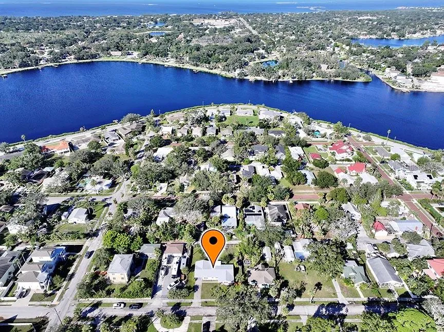 Beautifully Updated Home in the Historic District of Tarpon Springs