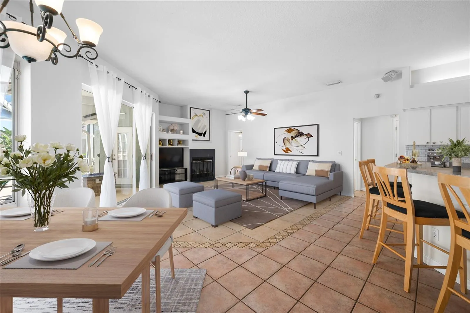 Family Room &amp; Dining Area - VIRTUALLY STAGED